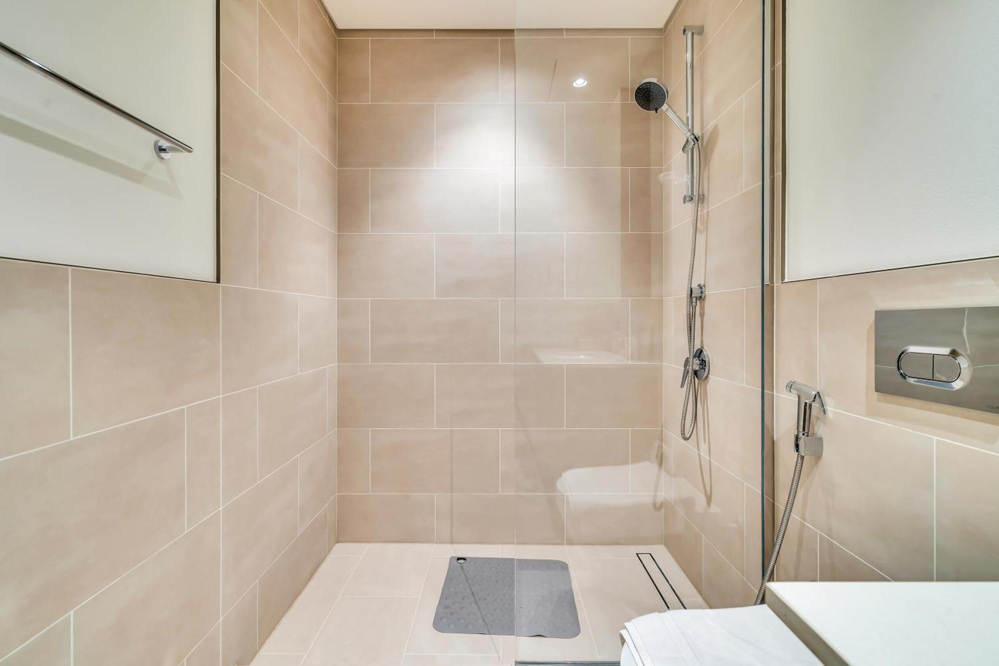 1-bed At Creek With Pool, Gym And Balcony Apartment Dubai