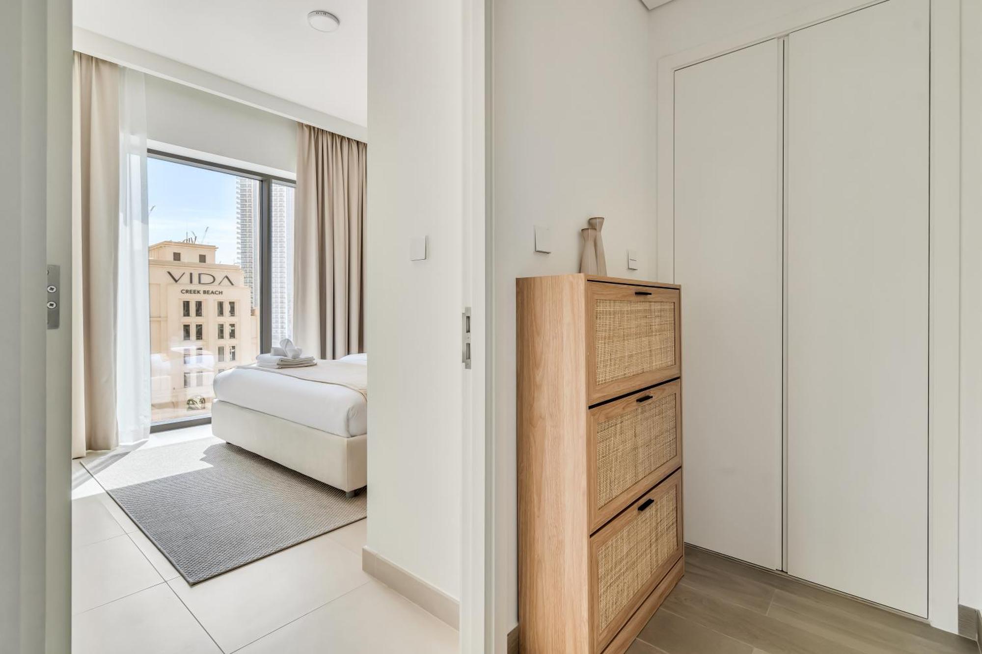 1-bed At Creek With Pool, Gym And Balcony Dubai